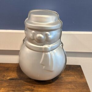 Wilton stand up snowman pan 2105-2047 year 2000